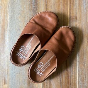 VIBAe ROMA Leather Cognac Brown